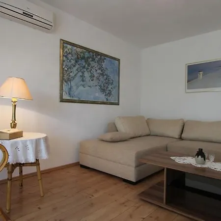 Ljudmila * Sveti Anton