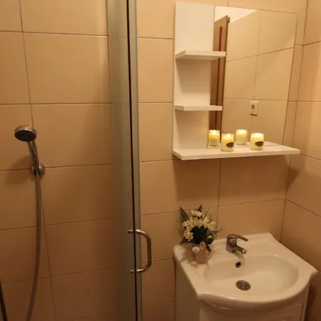 Ljudmila Apartman Sveti Anton